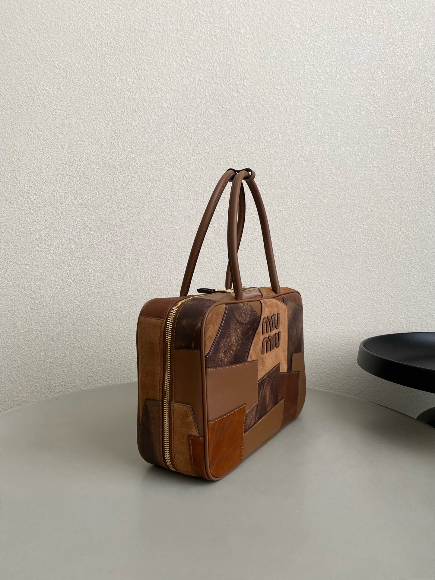 ＭＩ ＭＵ COGNAC LEATHER PATCHWORK BEAU BAG