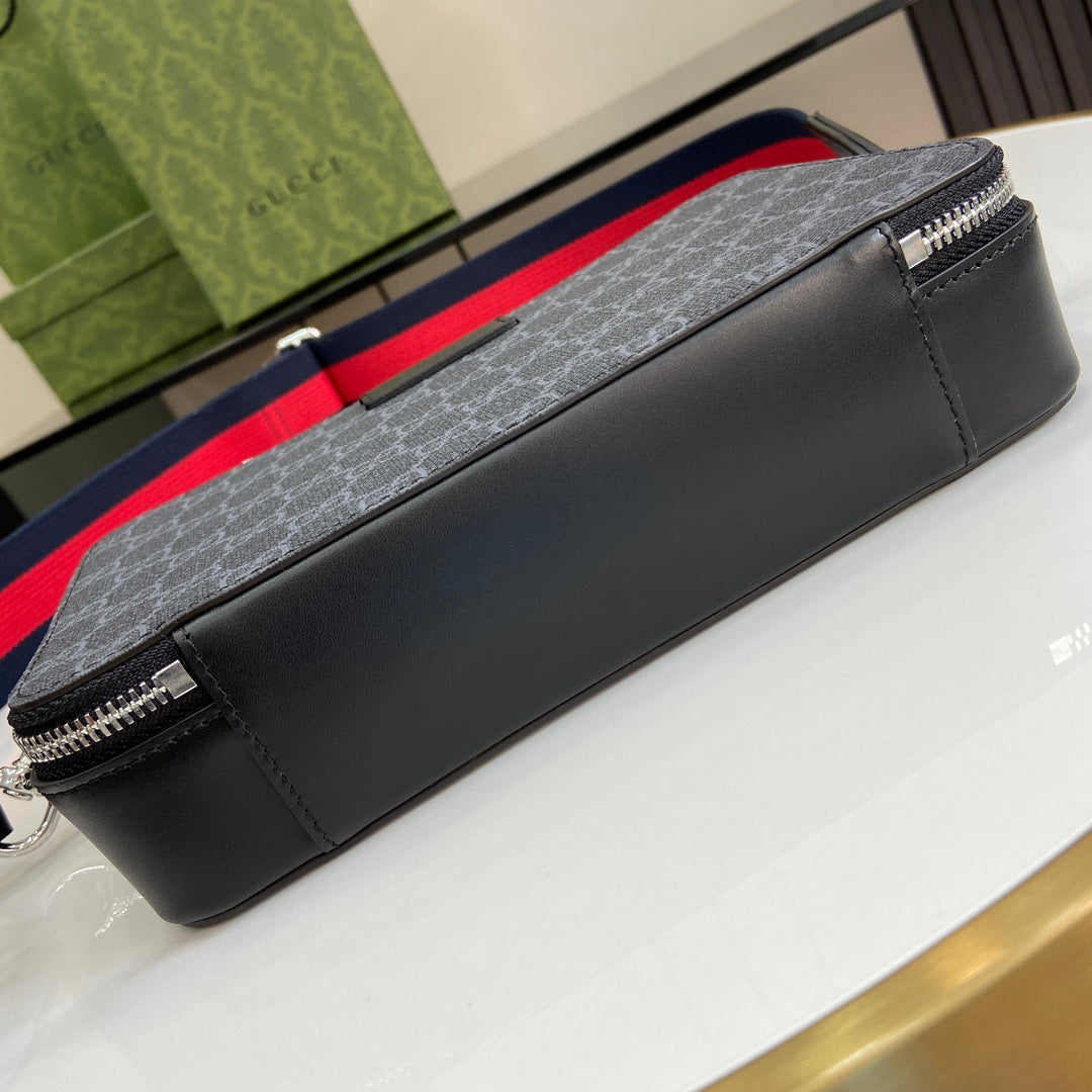 ＧＣＣＩGG BLACK SMALL SHOULDER BAG