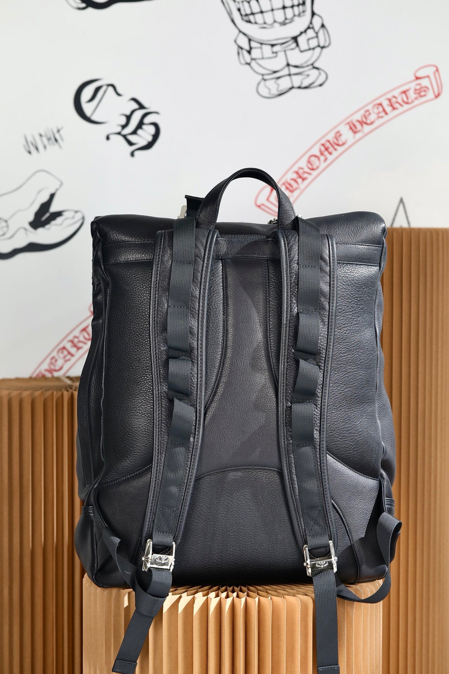 ＣＨＲＭ ＨＲＴＳ CEMETERY CROSS LEATHER BACKPACK BLACK