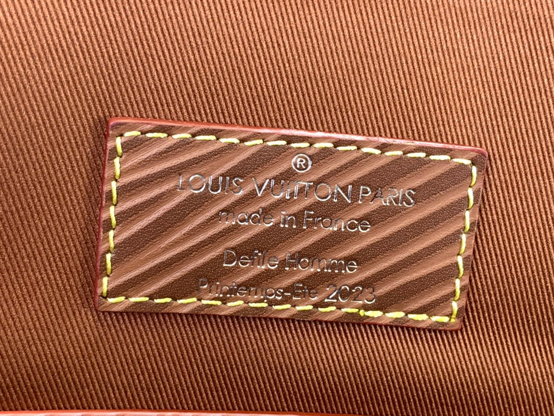 ＬＳ ＶＴＴＯＮ ALMA BROWN