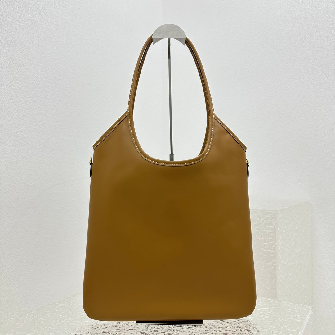 ＭＩ ＭＵ IVY LEATHER BAG COGNAC