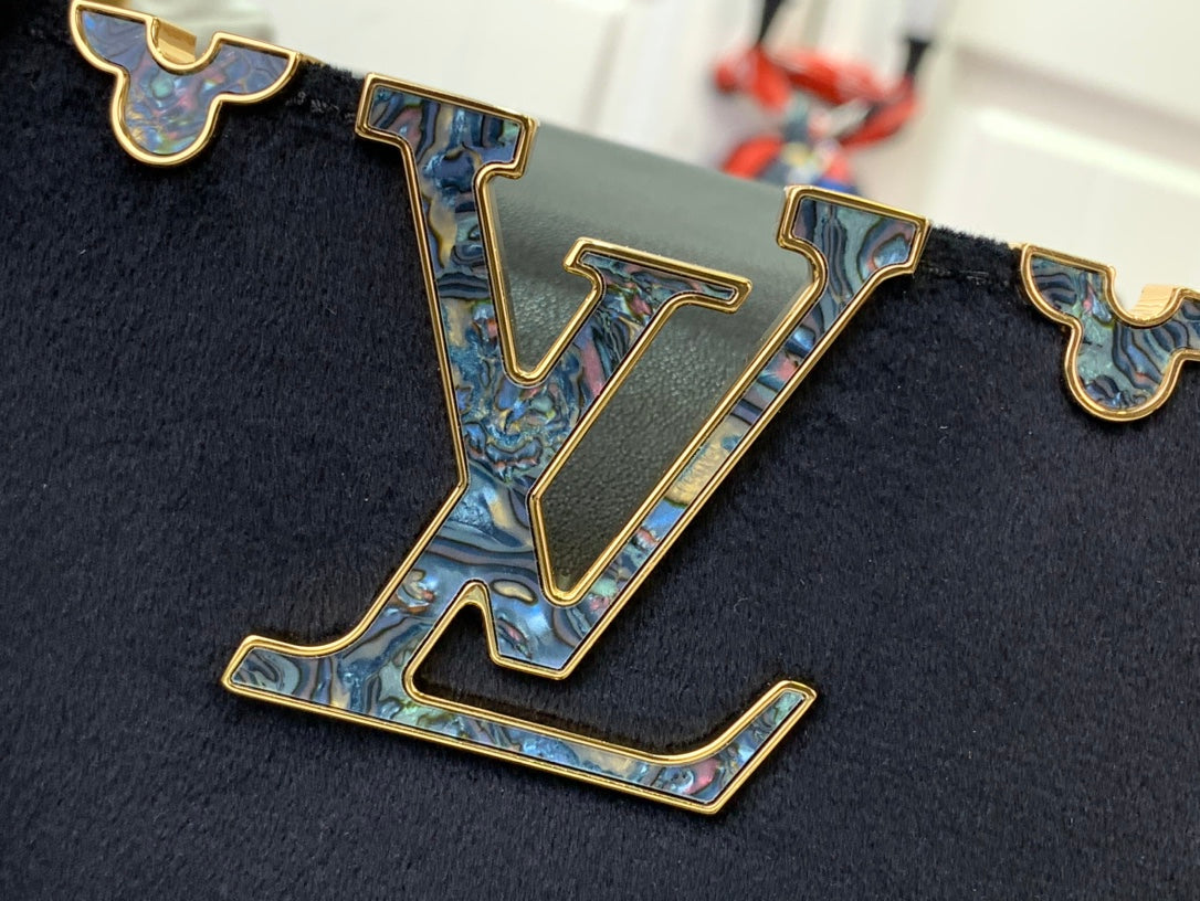 ＬＳ ＶＴＴＯＮ CAPUCINES BB