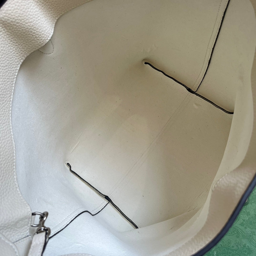 ＧＣＣＩJACKIE BAG WHITE