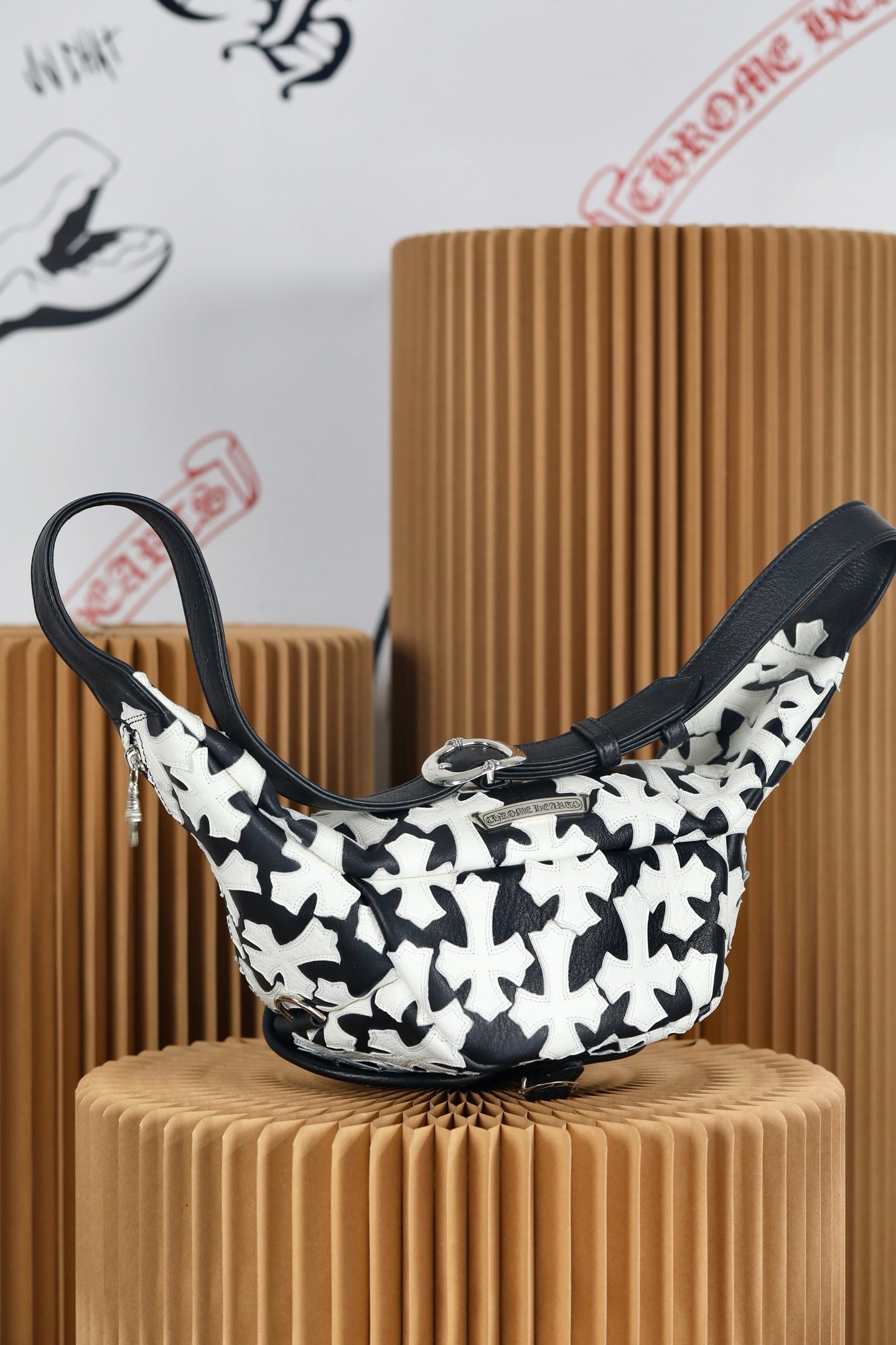 ＣＨＲＭ ＨＲＴＳ WHITE CROSS PATCH SNAT PACK BLACK