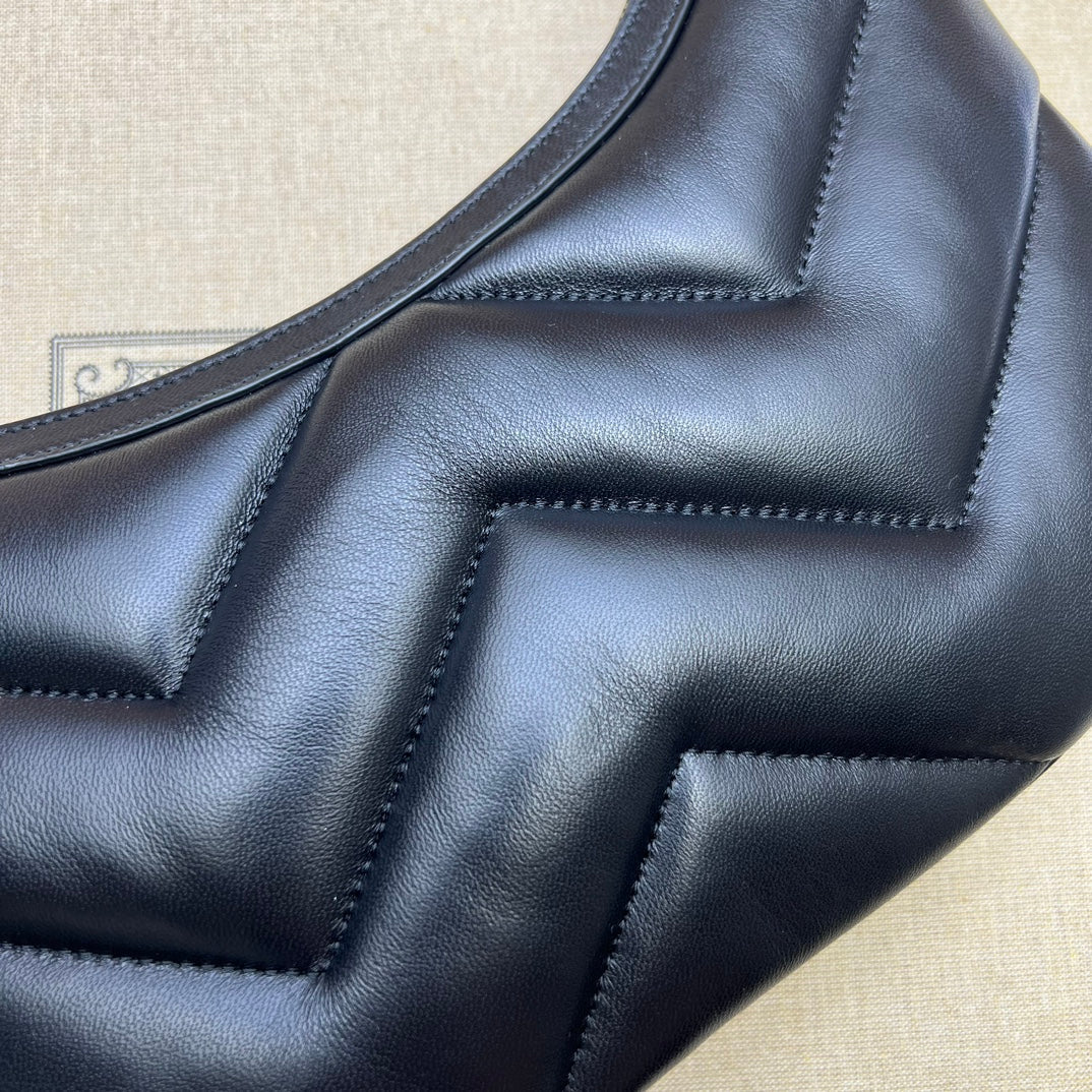 ＧＣＣＩGG MARMONT SMALL MATELASSE LEATHER SHOULDER BAG BLACK