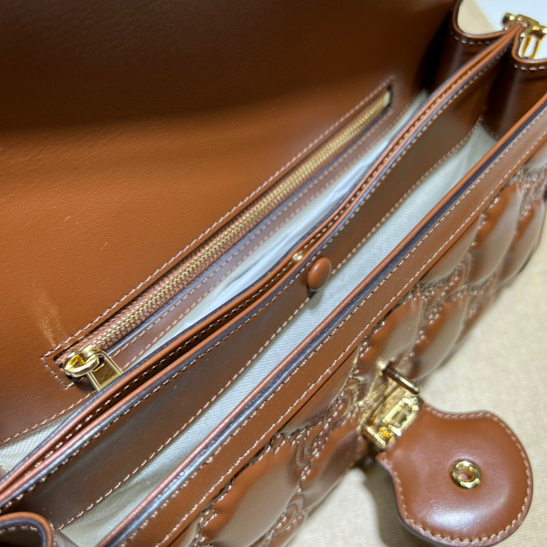 ＧＣＣＩGG MATELASSE BAG BROWN