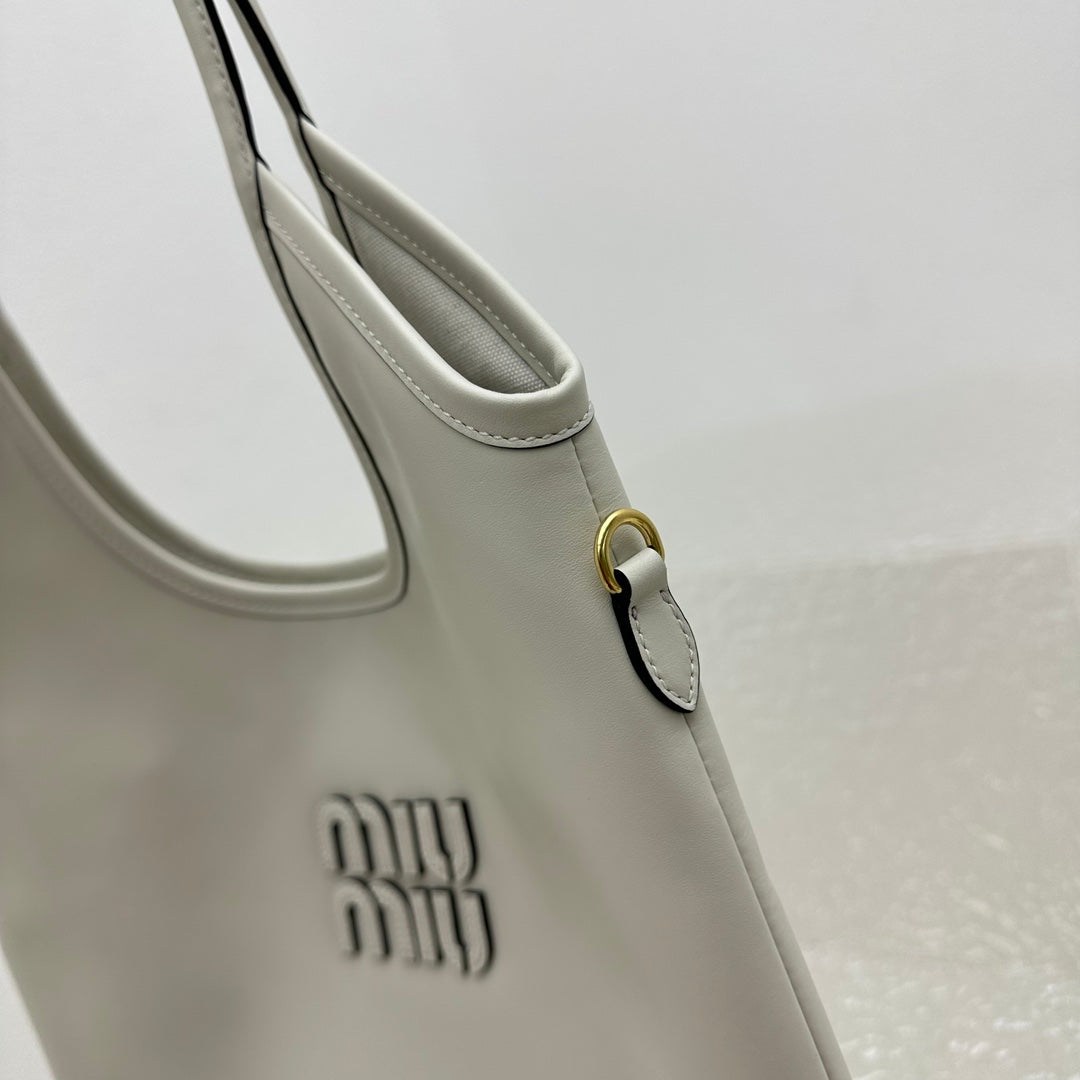ＭＩ ＭＵ IVY LEATHER BAG CHALK WHITE
