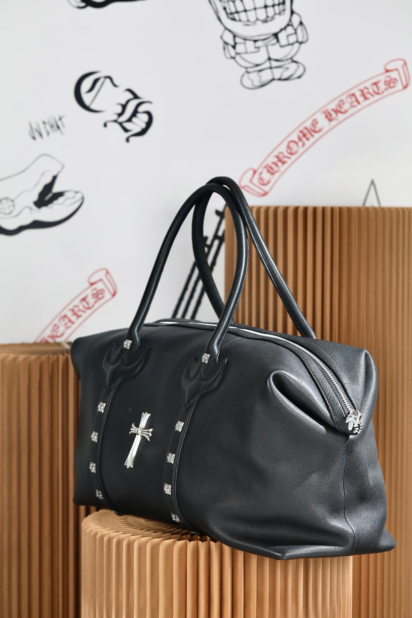 ＣＨＲＭ ＨＲＴＳ MONICA CROSS DUFFLE BAG BLACK