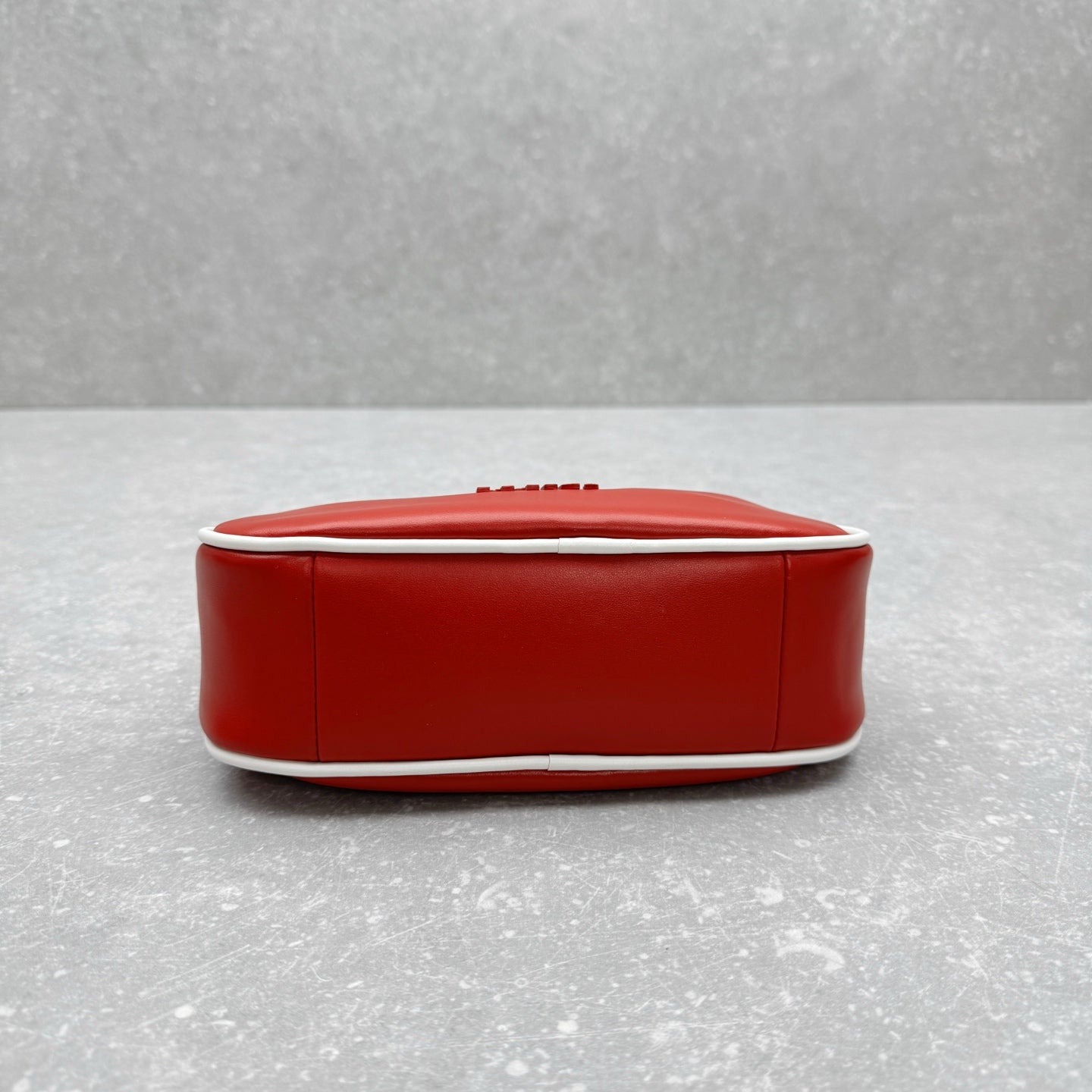 ＭＩ ＭＵ MATELASSÉ LEATHER CROSSBODY BAG RED