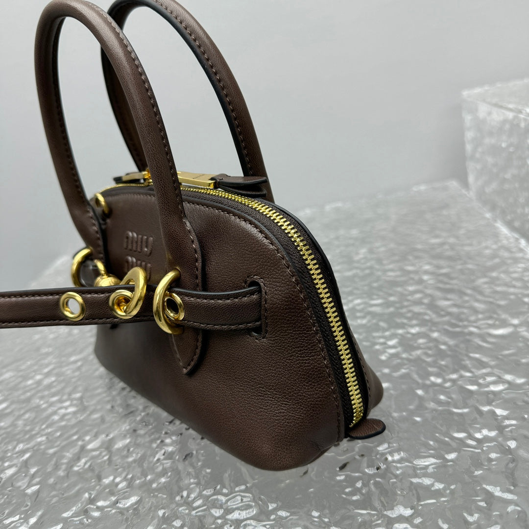 ＭＩ ＭＵ AVENTURE MINI NAPPA LEATHER BAG BRIARWOOD