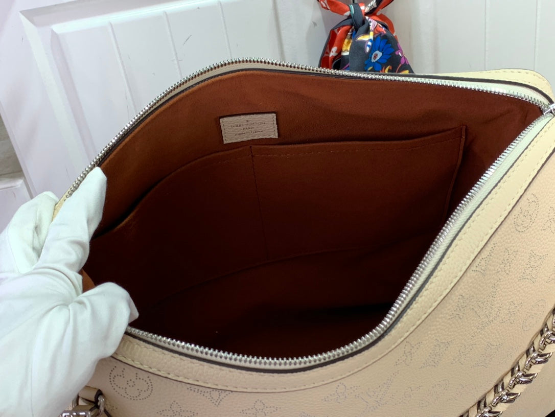 ＬＳ ＶＴＴＯＮ MAHINA HAND IT ALL MM BLACK/BEIGE/CREME