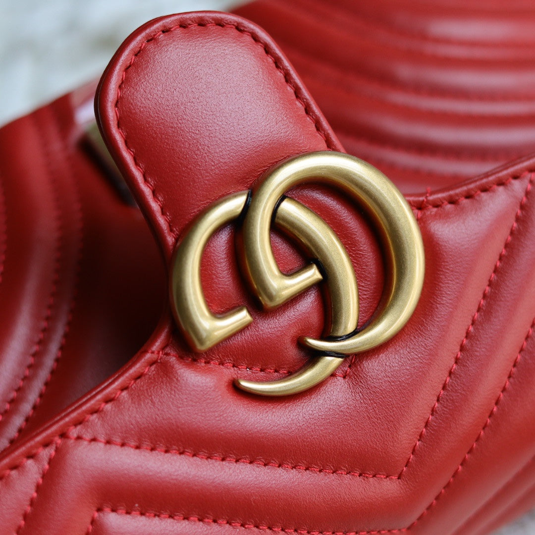 ＧＣＣＩGG MARMONT SMALL SHOULDER BAG RED