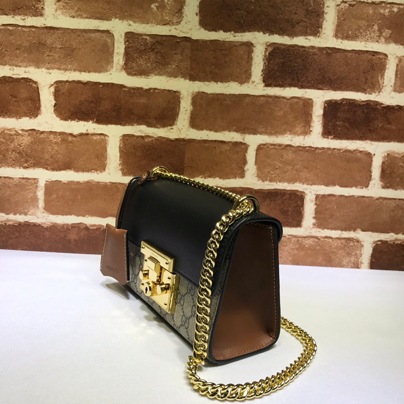 ＧＣＣＩPADLOCK SMALL SHOULDER BAG BLACK