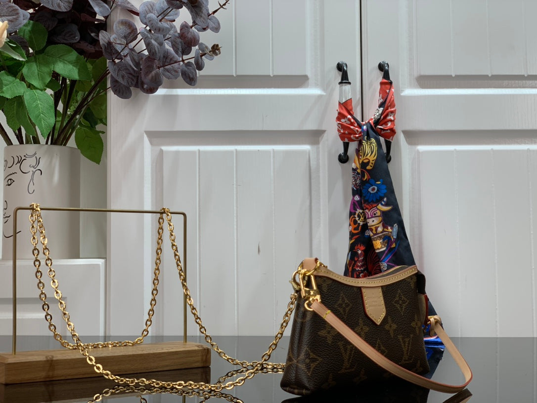 ＬＳ ＶＴＴＯＮ ROSALIE COIN PURSE