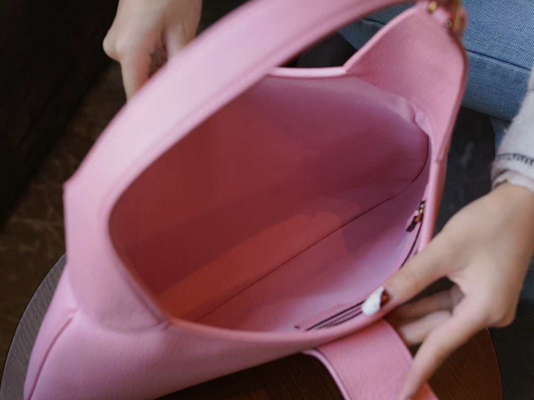 ＧＣＣＩAPHRODITE MEDIUM SHOULDER BAG PINK