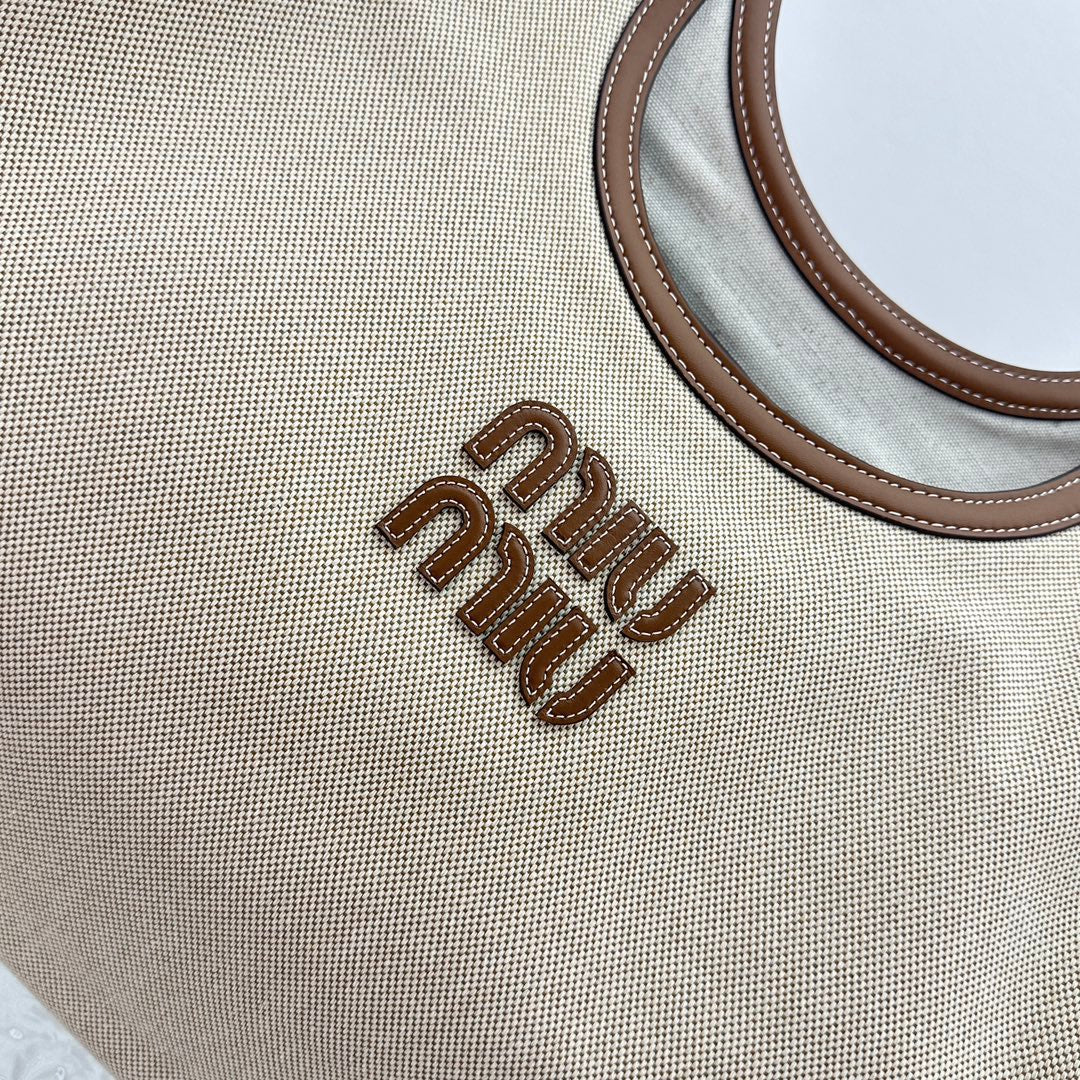 ＭＩ ＭＵ  IVY CANVAS AND LEATHER TOTE BAG BEIGE/BRANDY