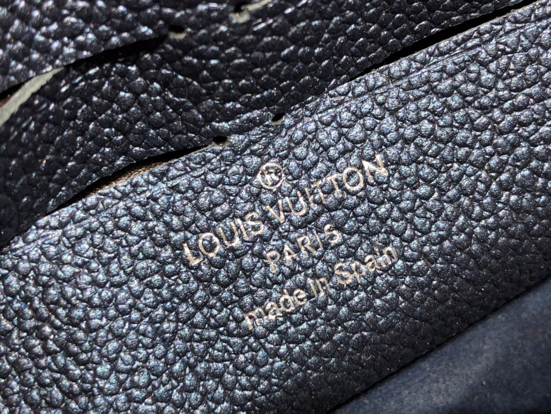 ＬＳ ＶＴＴＯＮ VAVIN CHAIN WALLET