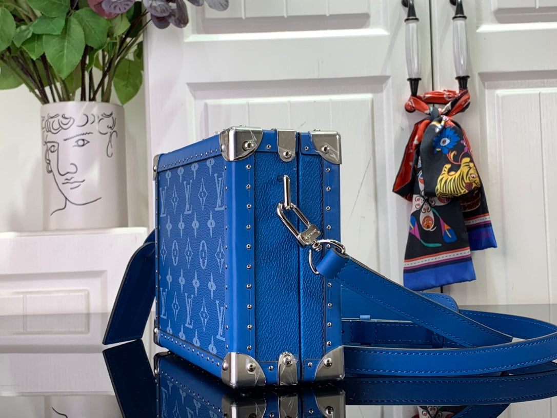 ＬＳ ＶＴＴＯＮ  CLUTCH BOX WHITE/BLUE/GREEN