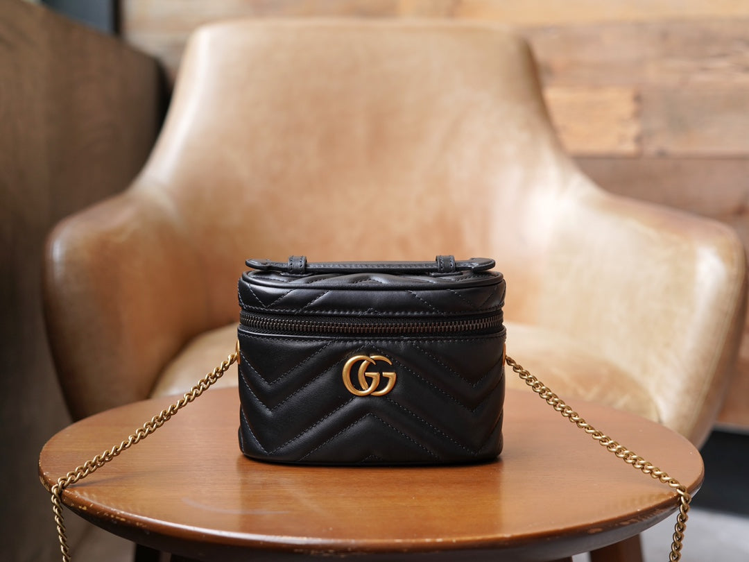 ＧＣＣＩGG MARMONT MINI TOP HANDLE BAG BLACK
