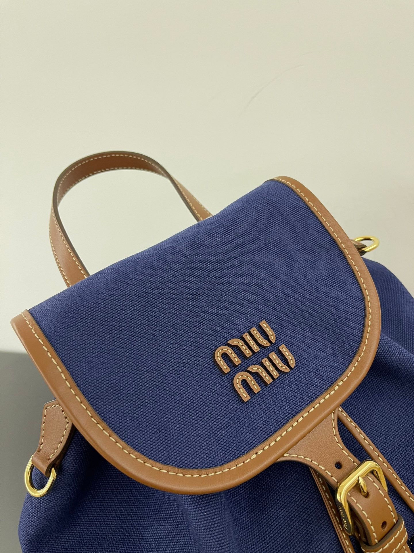 ＭＩ ＭＵ CANVAS AND LEATHER BACKPACK CORNFLOWER BLUE/BRANDY