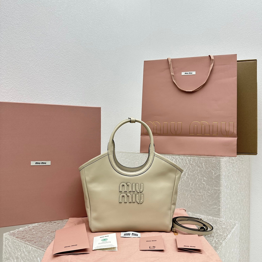 ＭＩ ＭＵ  IVY LEATHER BAG CLAY GREY