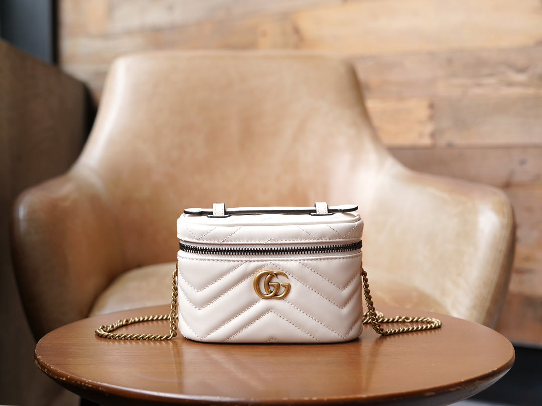 ＧＣＣＩGG MARMONT MINI TOP HANDLE BAG WHITE