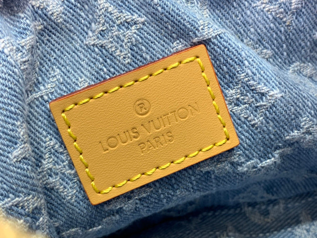 ＬＳ ＶＴＴＯＮ LOOP BAG