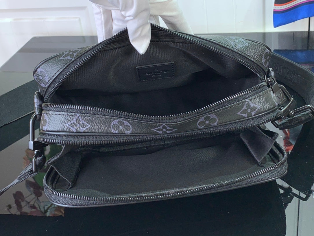 ＬＳ ＶＴＴＯＮ NANO ALPHA BLACK