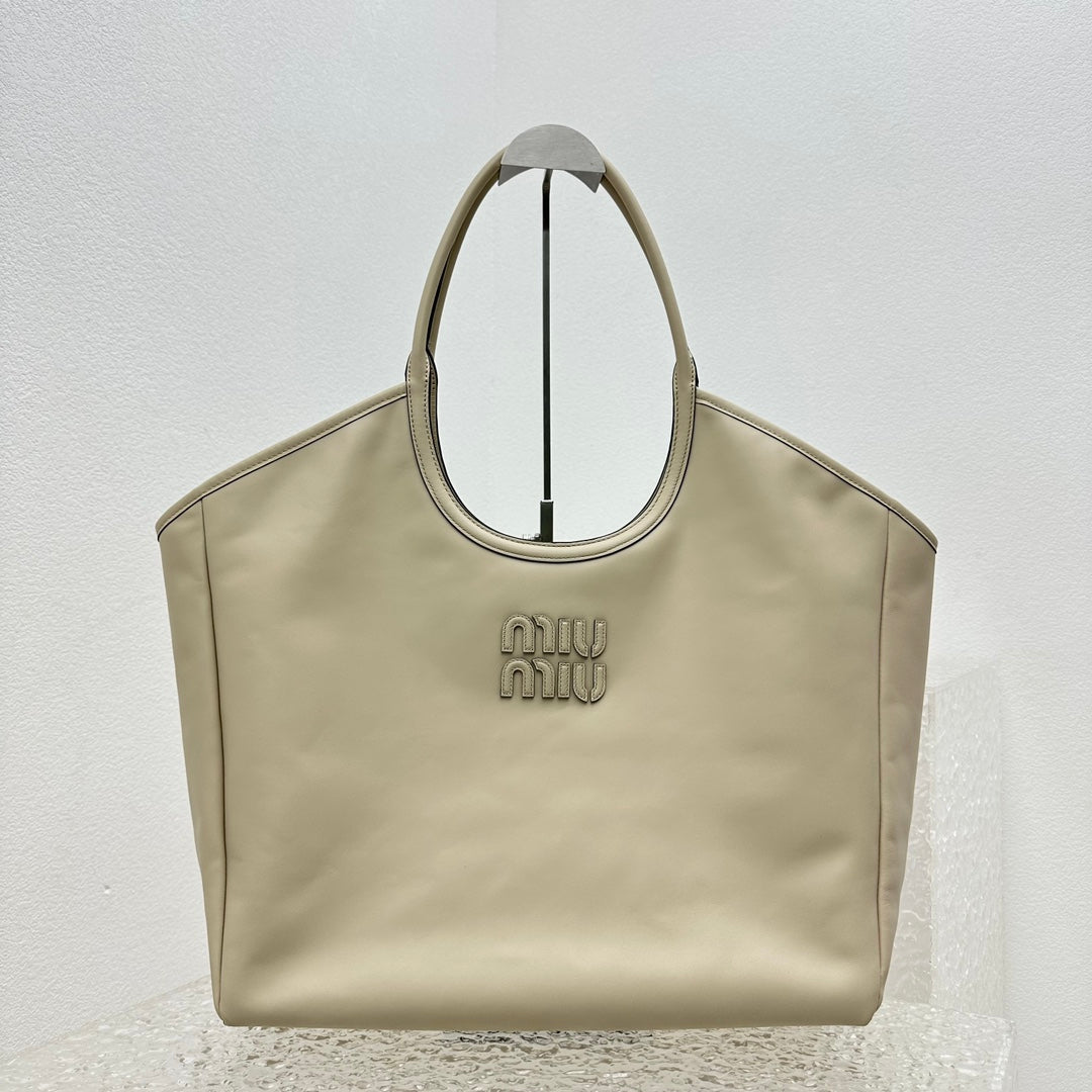 ＭＩ ＭＵ  IVY LEATHER BAG SOY GREEN