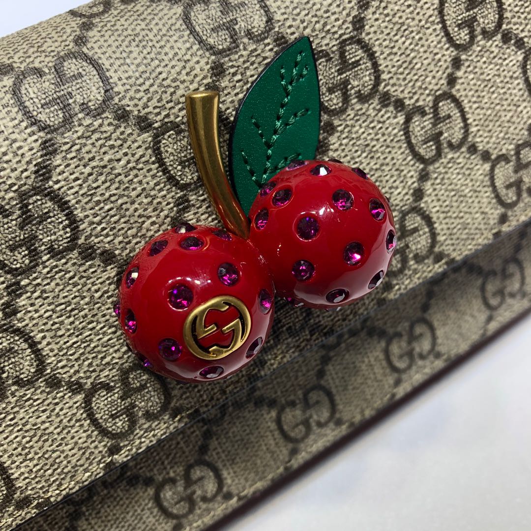 ＧＣＣＩGUCCISSIMA CHERRY CHAIN MINI SHOULDER BAG