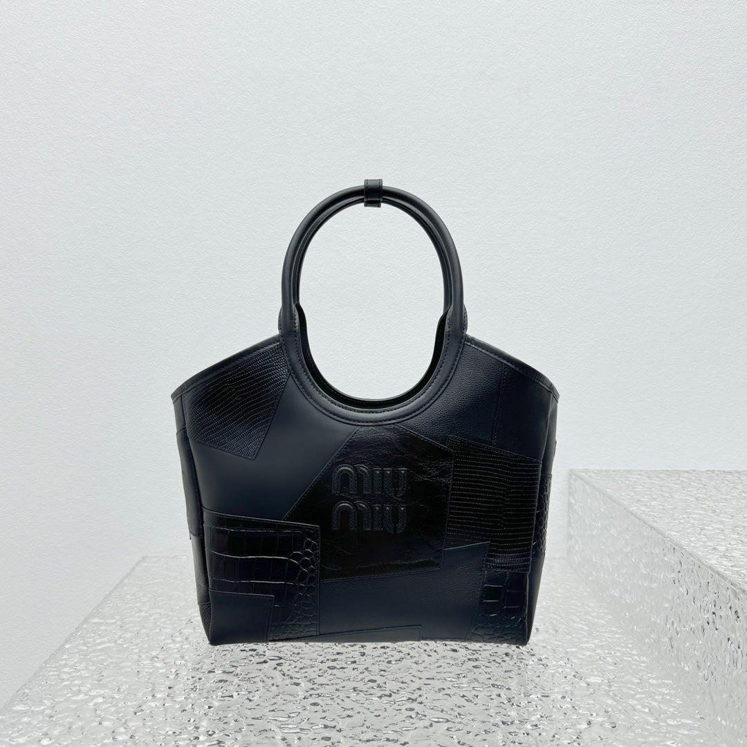 ＭＩ ＭＵ  IVY LEATHER PATCHWORK BAG BLACK