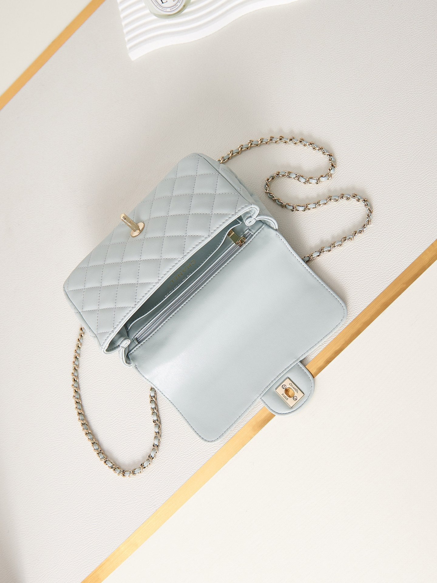 ＣＨＮＥＬSHOULDER BAG BABY BLUE