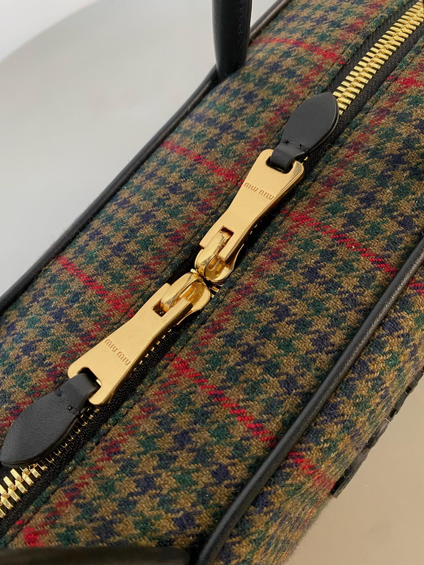 ＭＩ ＭＵ BEAU TARTAN TOP HANDLE BAG