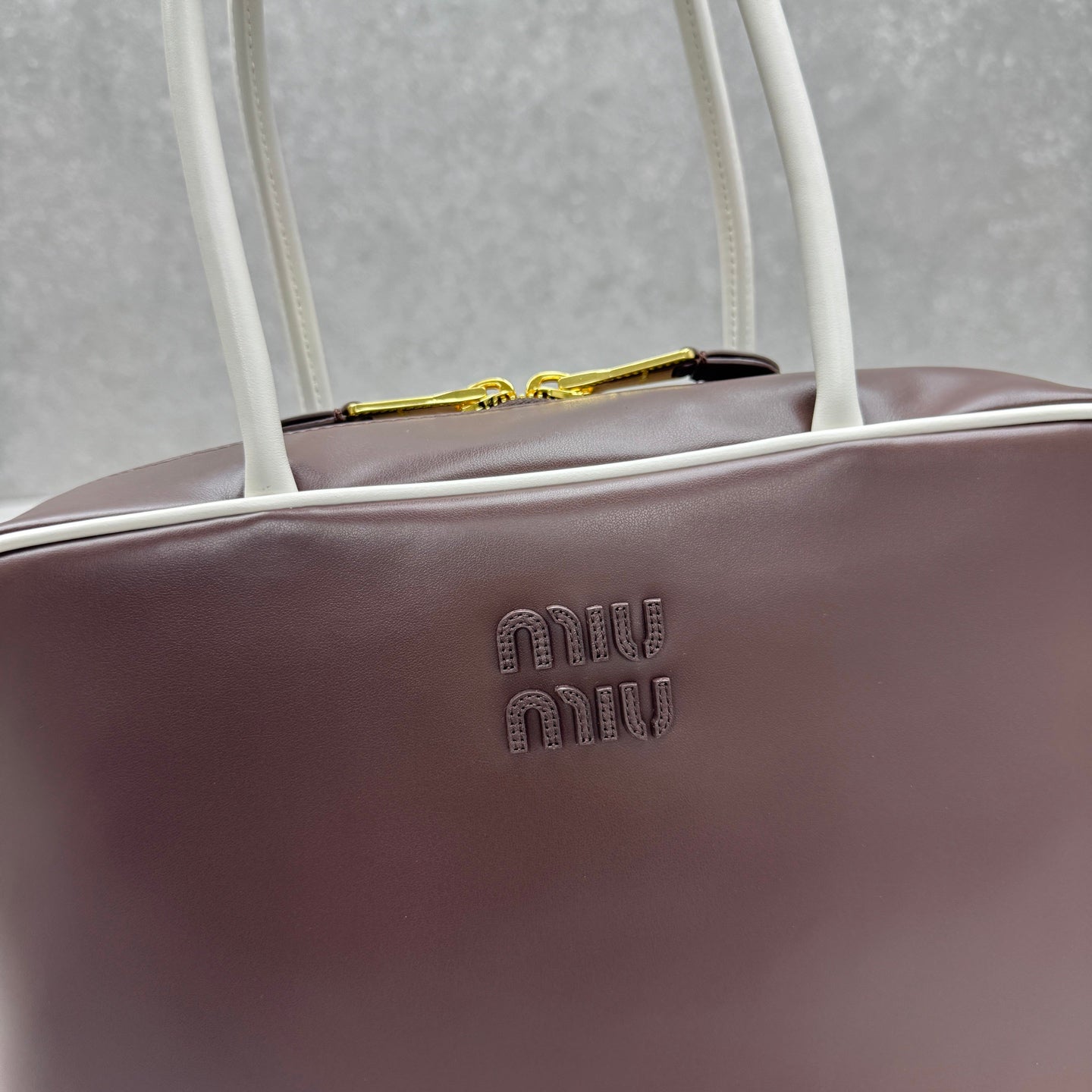 ＭＩ ＭＵ MATELASSÉ NAPPA LEATHER BAG DARK BROWN