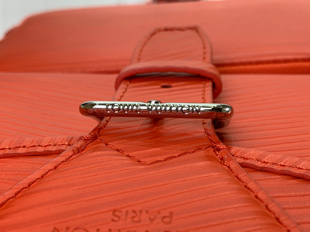 ＬＳ ＶＴＴＯＮ MONTSOURIS BACKPACK RED