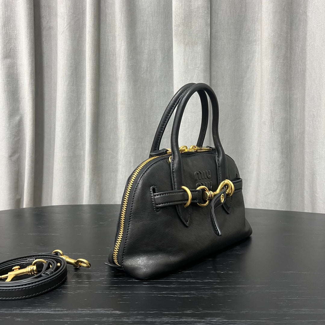 ＭＩ ＭＵ AVENTURE LEATHER TOTE BAG BLACK