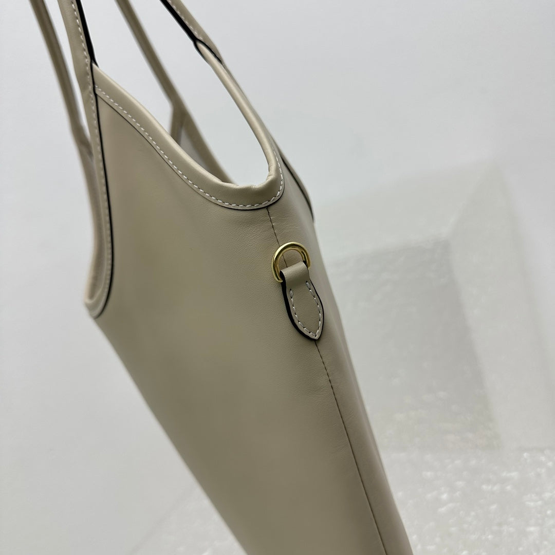 ＭＩ ＭＵ IVY LEATHER BAG CLAY GREY