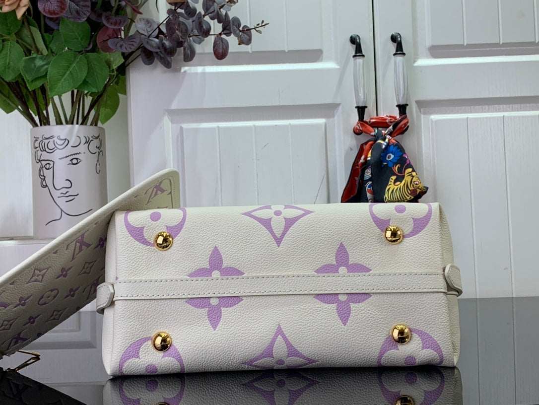 ＬＳ ＶＴＴＯＮ CARRYALL PM SKY BLUE/PURPLE