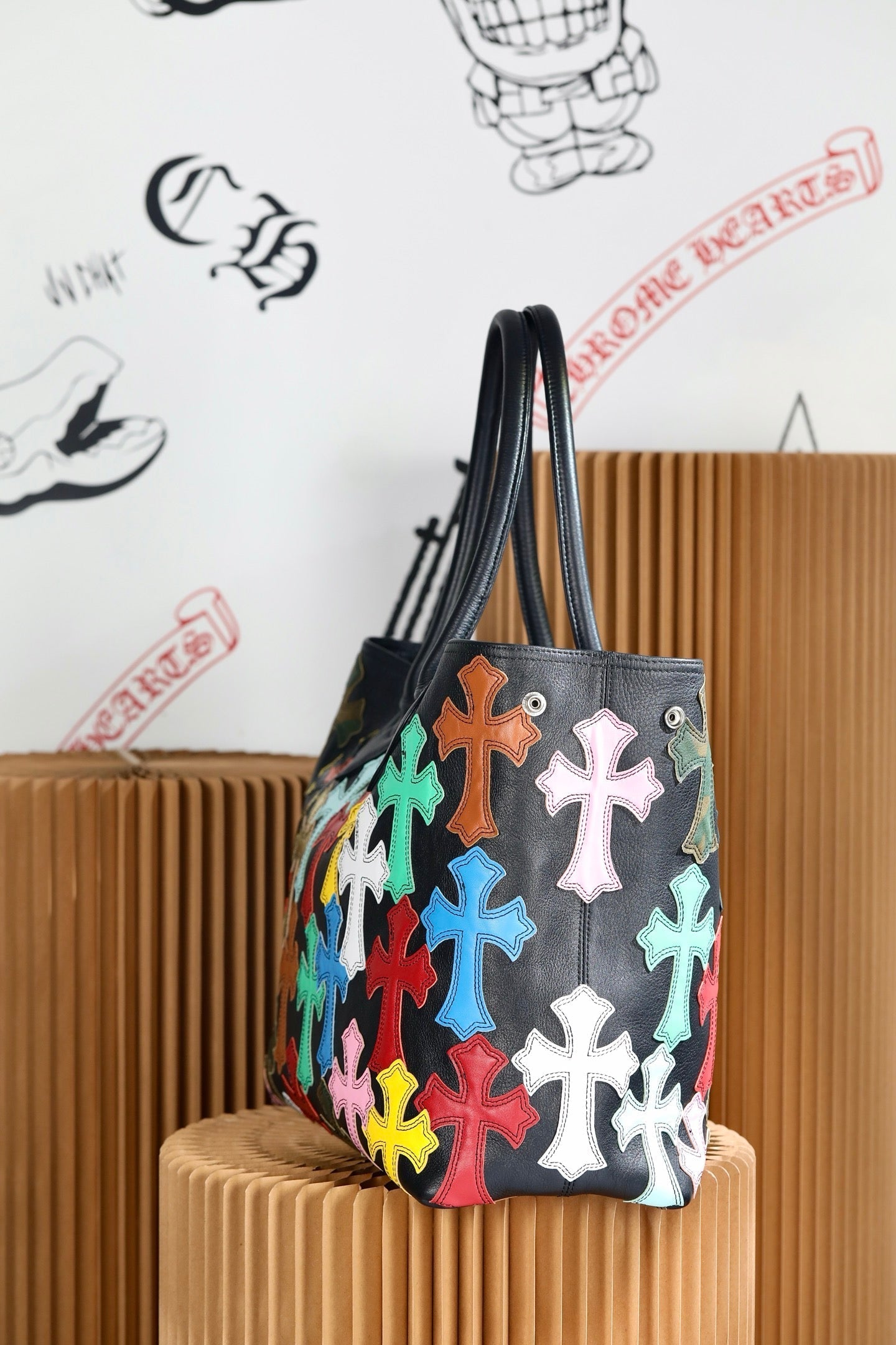 ＣＨＲＭ ＨＲＴＳ MULTICOLOR CROSS PATCH TOTE BAG BLACK