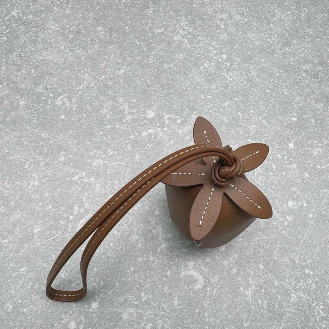 ＭＩ ＭＵ LEATHER TRICK COGNAC/OCHRE