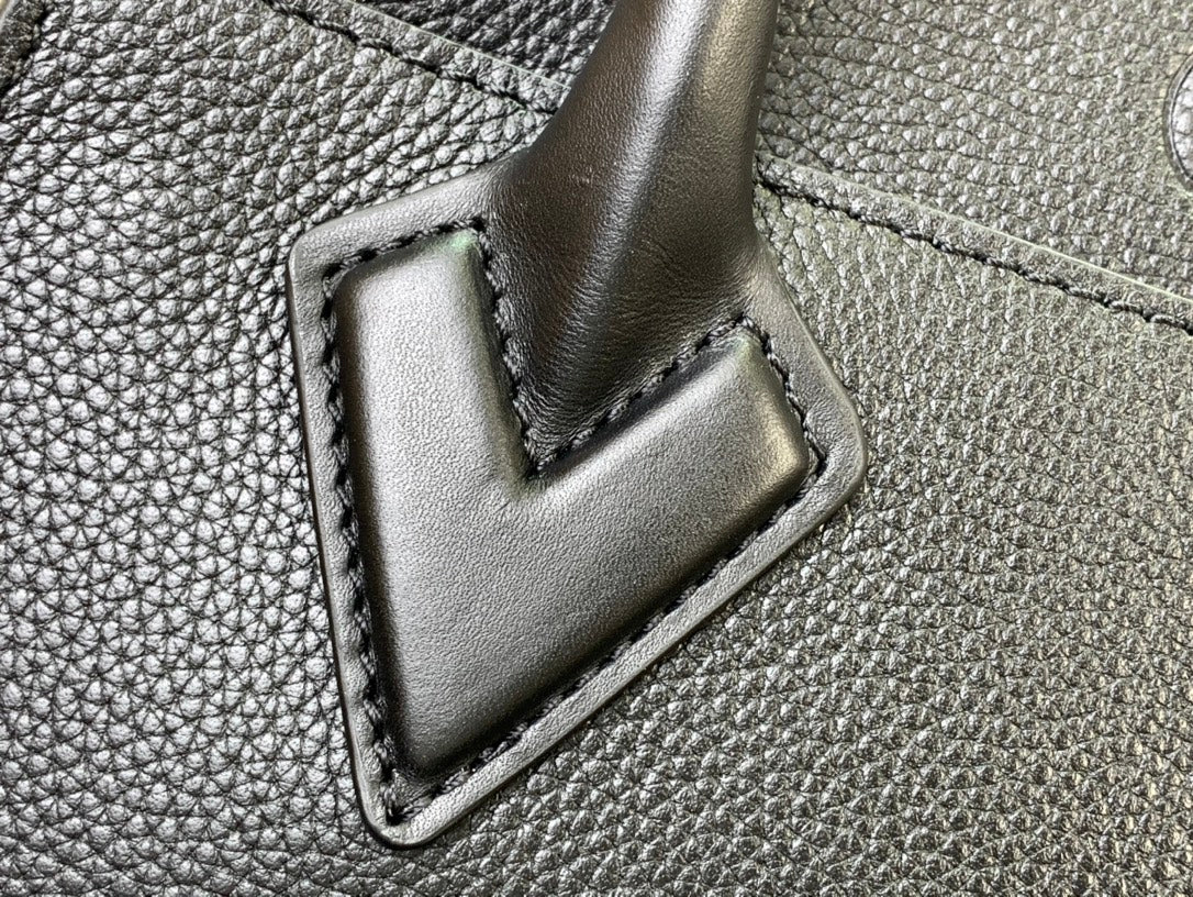 ＬＳ ＶＴＴＯＮ ON MY SIDE PM BLACK