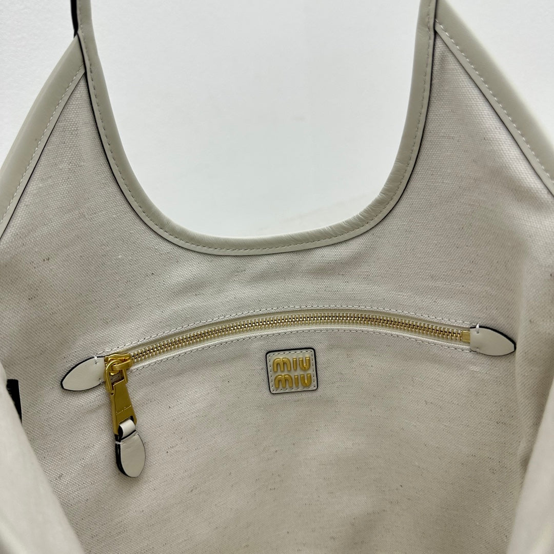 ＭＩ ＭＵ IVY LEATHER BAG CHALK WHITE