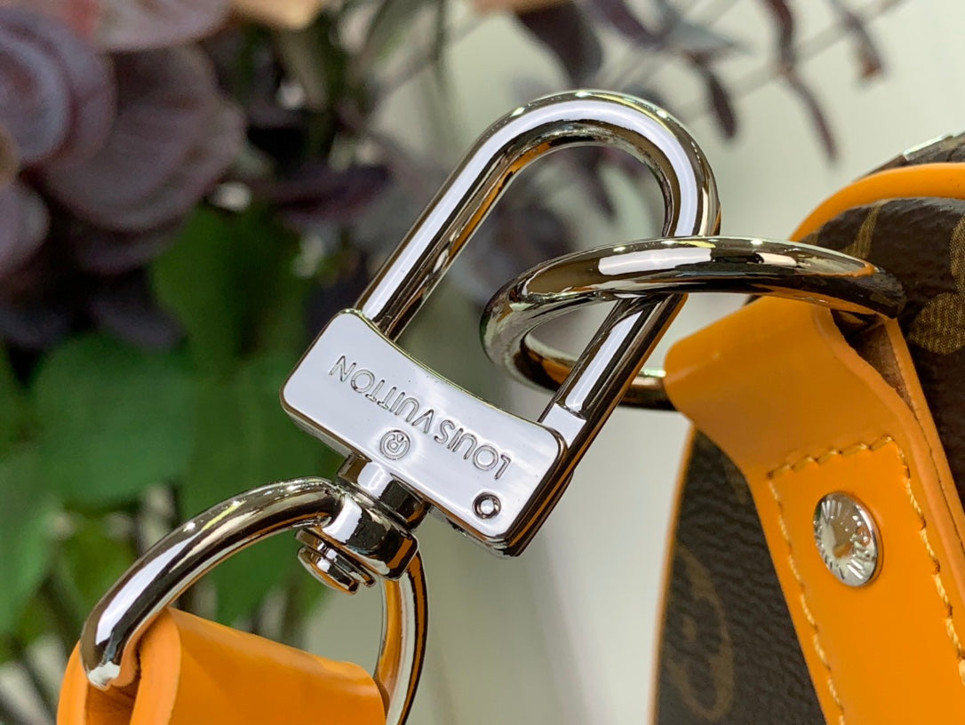 ＬＳ ＶＴＴＯＮ KEEPALL BANDOULIÈRE 50