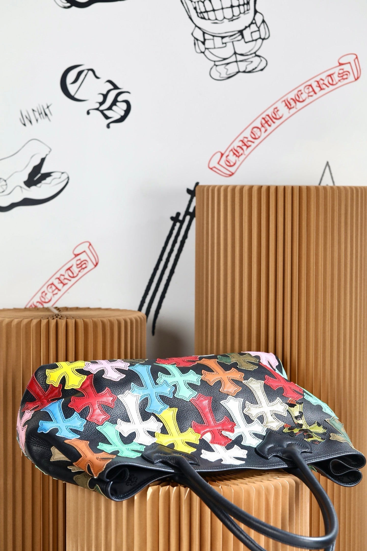 ＣＨＲＭ ＨＲＴＳ MULTICOLOR CROSS PATCH TOTE BAG BLACK