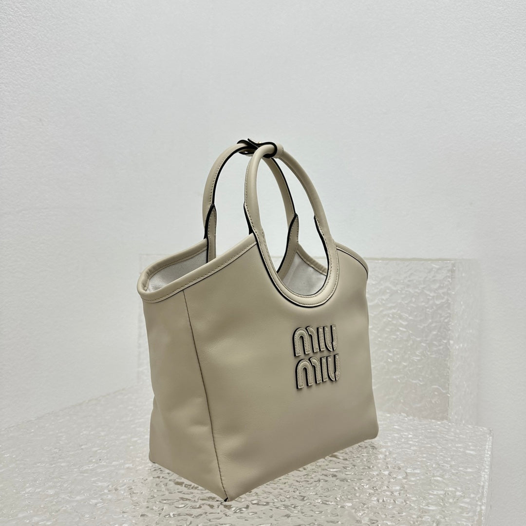 ＭＩ ＭＵ  IVY LEATHER BAG CLAY GREY