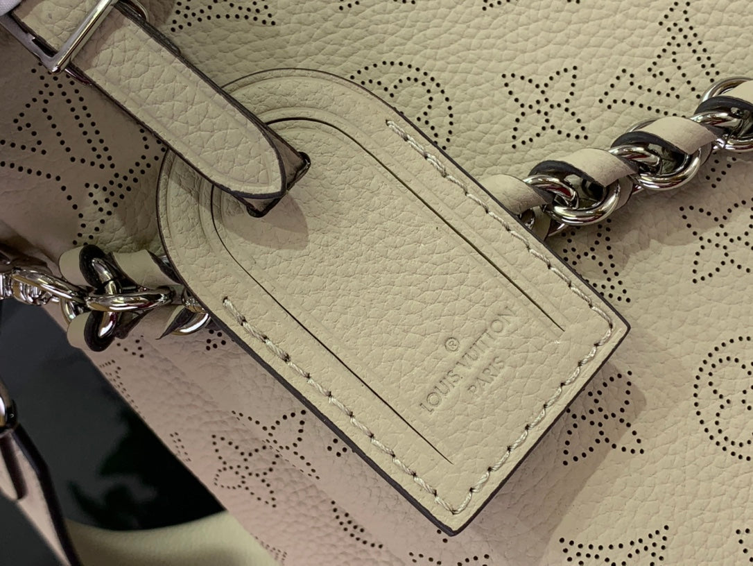 ＬＳ ＶＴＴＯＮ MAHINA HAND IT ALL MM BLACK/BEIGE/CREME