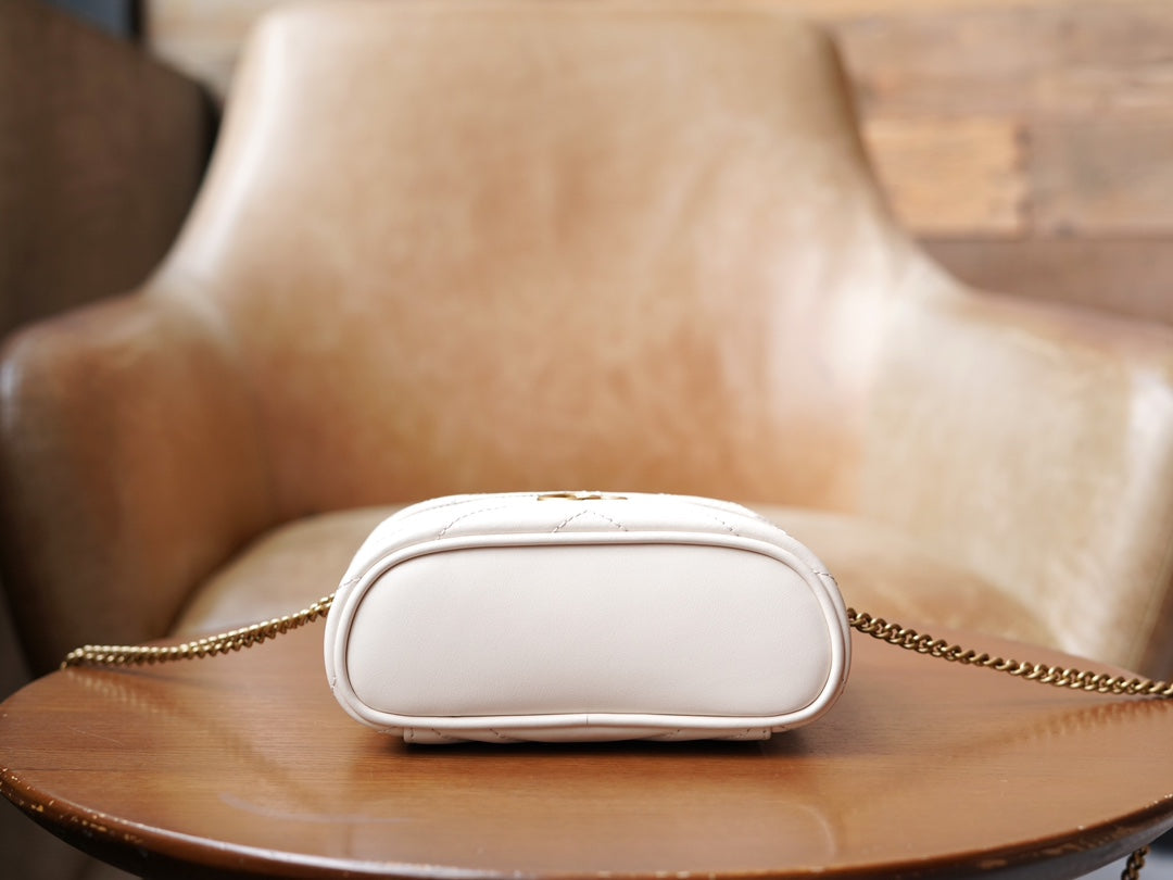 ＧＣＣＩGG MARMONT MINI TOP HANDLE BAG WHITE