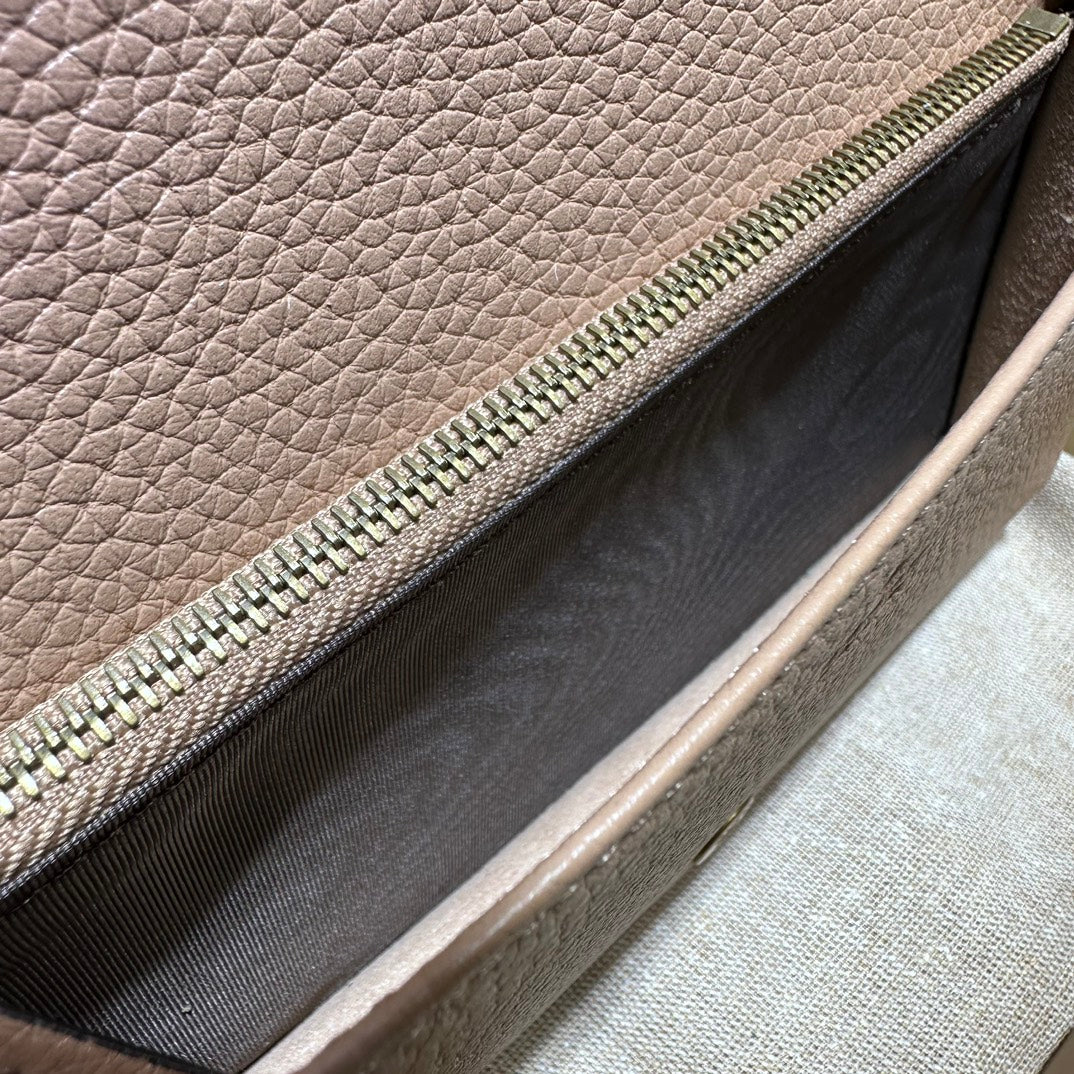 ＧＣＣＩMARMONT BLACK LEATHER WALLET ON CHAIN BROWN