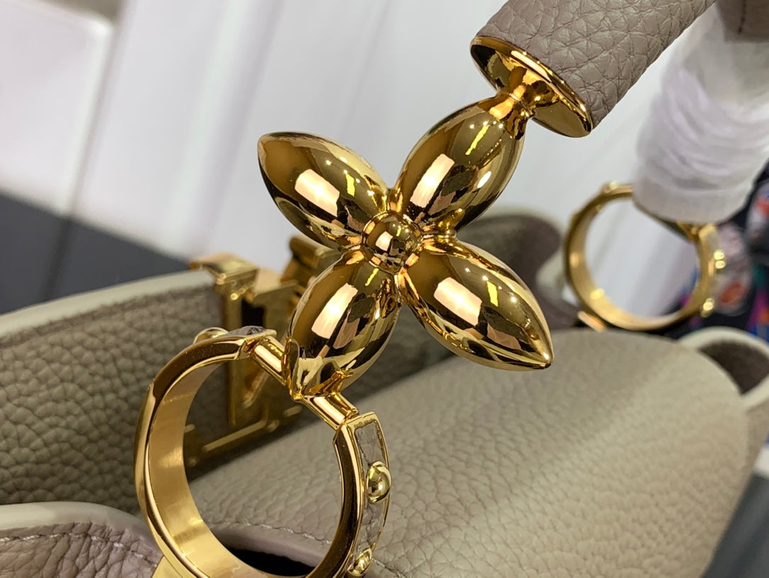 ＬＳ ＶＴＴＯＮ CAPUCINES BB MINI BLACK/UMBER/CREME