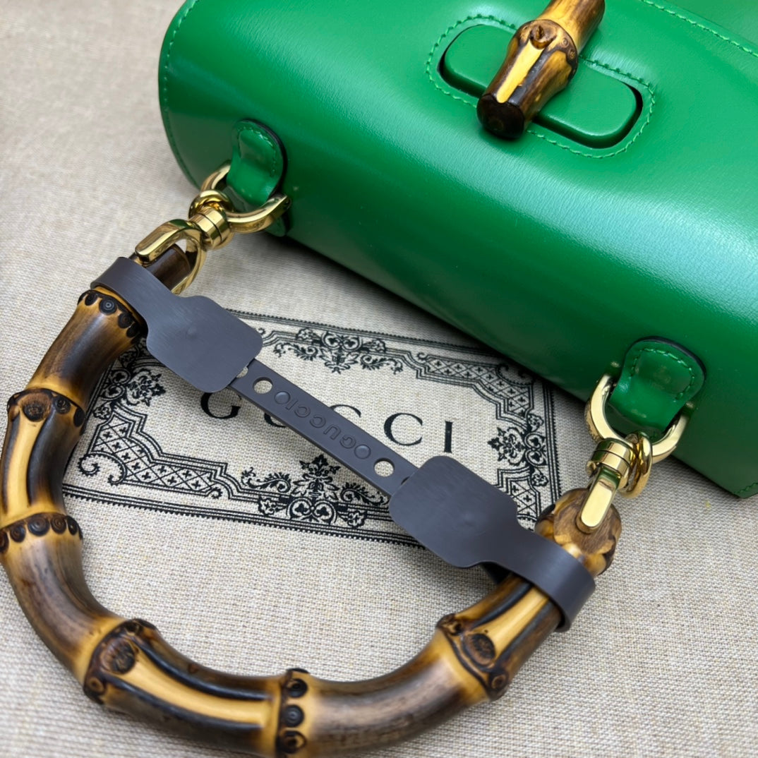 ＧＣＣＩBAMBOO 1947 SMALL BAG GREEN